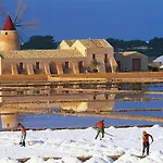 Eolo فندق مبيت وإفطار