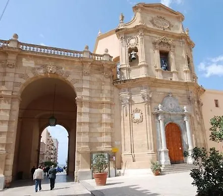 Couette-café Eolo 4*